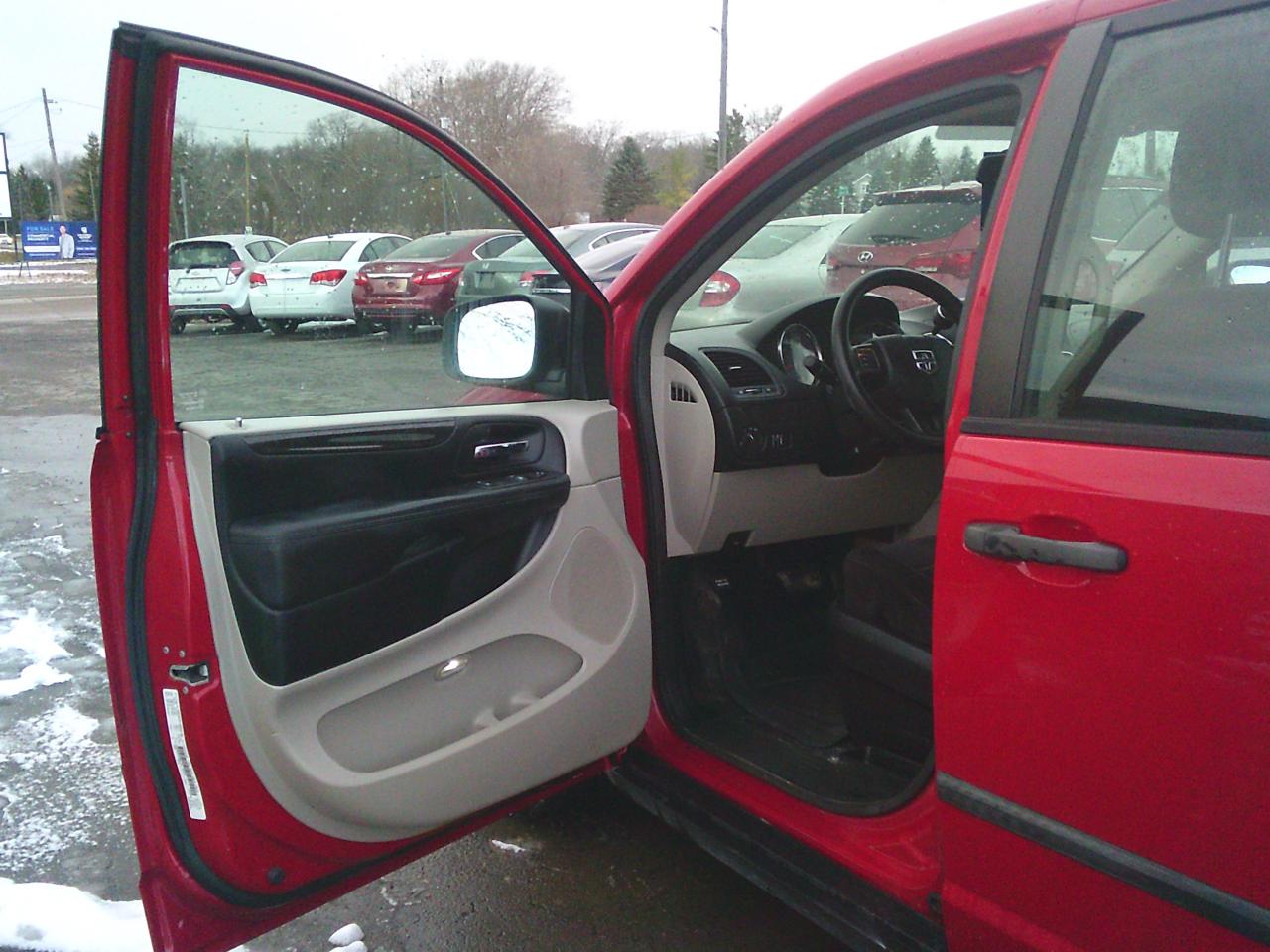 2013 Dodge Grand Caravan 4dr Wgn SE - Photo #8