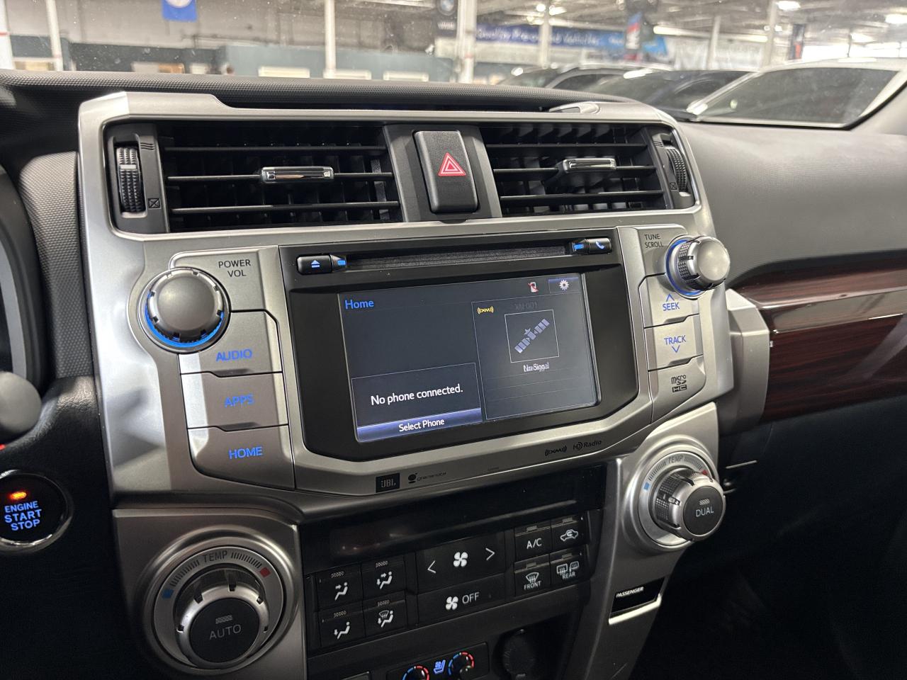 2016 Toyota 4Runner SR5|LIMITED|V6|4WD|JBLAUDIO|LEATHER|WOOD|SUNROOF|+ - Photo #15