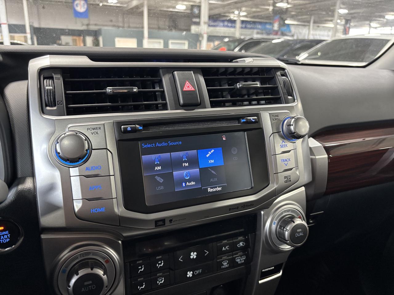 2016 Toyota 4Runner SR5|LIMITED|V6|4WD|JBLAUDIO|LEATHER|WOOD|SUNROOF|+ - Photo #16
