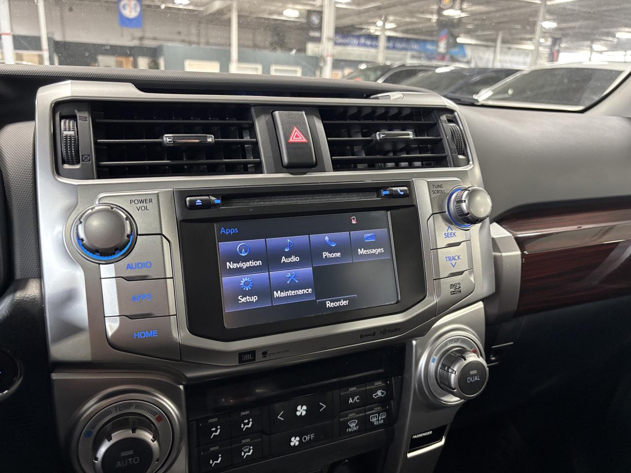 2016 Toyota 4Runner SR5|LIMITED|V6|4WD|JBLAUDIO|LEATHER|WOOD|SUNROOF|+ - Photo #17