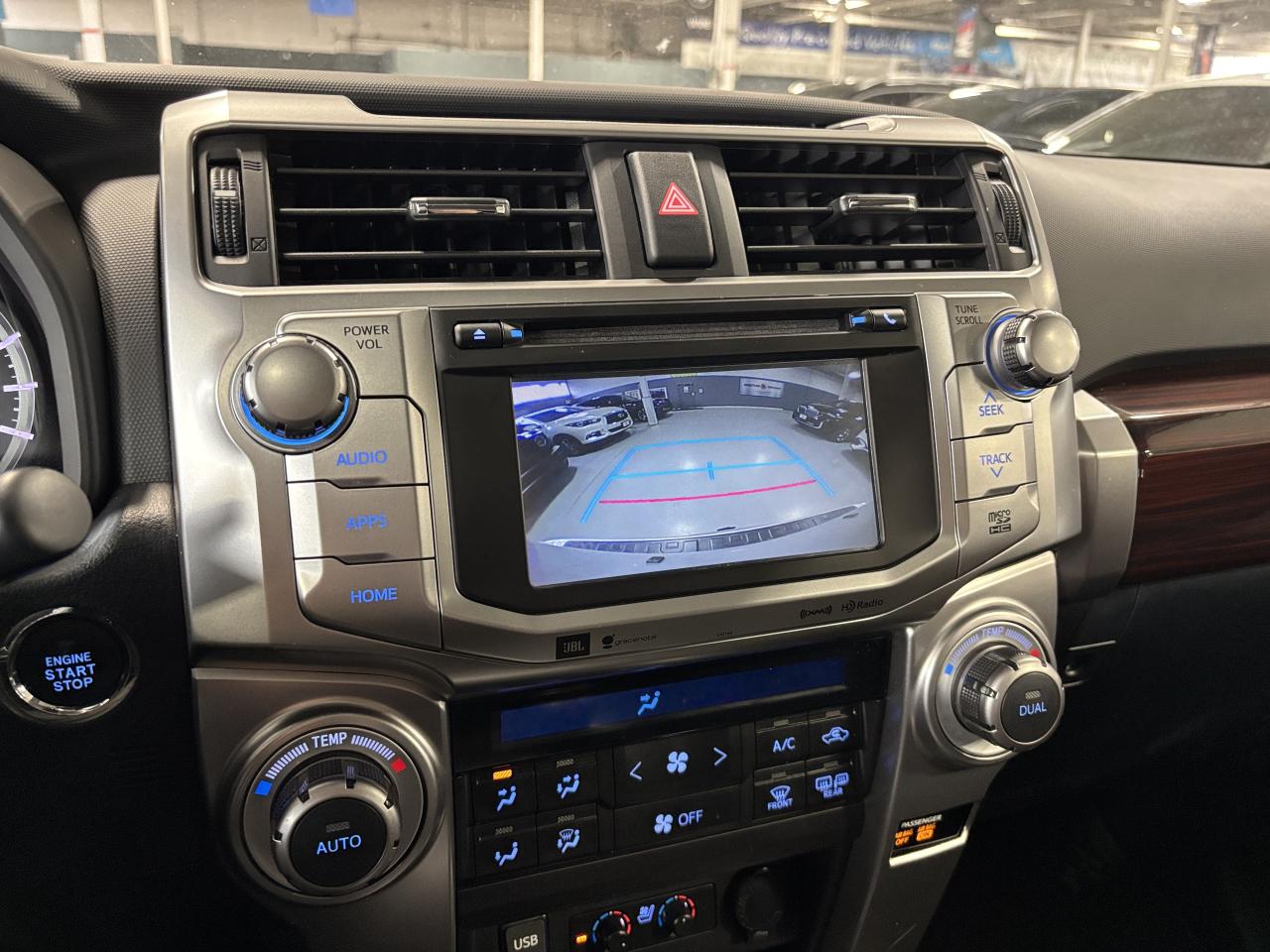 2016 Toyota 4Runner SR5|LIMITED|V6|4WD|JBLAUDIO|LEATHER|WOOD|SUNROOF|+ - Photo #18