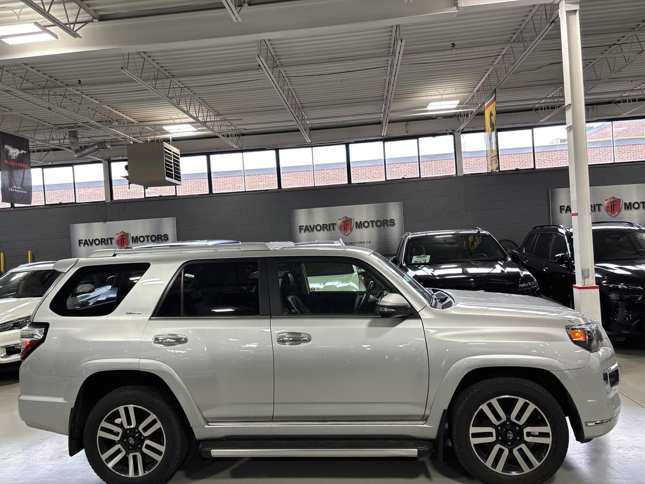 2016 Toyota 4Runner SR5|LIMITED|V6|4WD|JBLAUDIO|LEATHER|WOOD|SUNROOF|+ Photo
