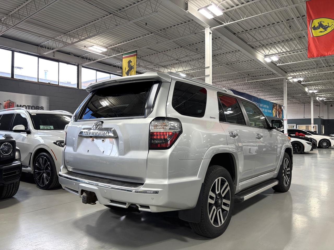 2016 Toyota 4Runner SR5|LIMITED|V6|4WD|JBLAUDIO|LEATHER|WOOD|SUNROOF|+ Photo
