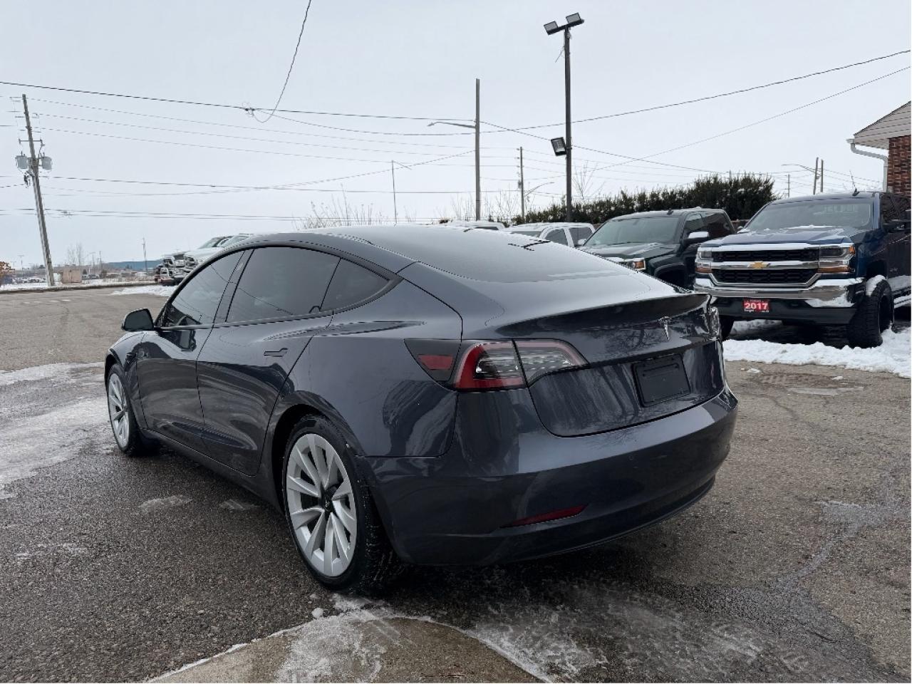 2021 Tesla Model 3 STANDARD RANGE PLUS Photo