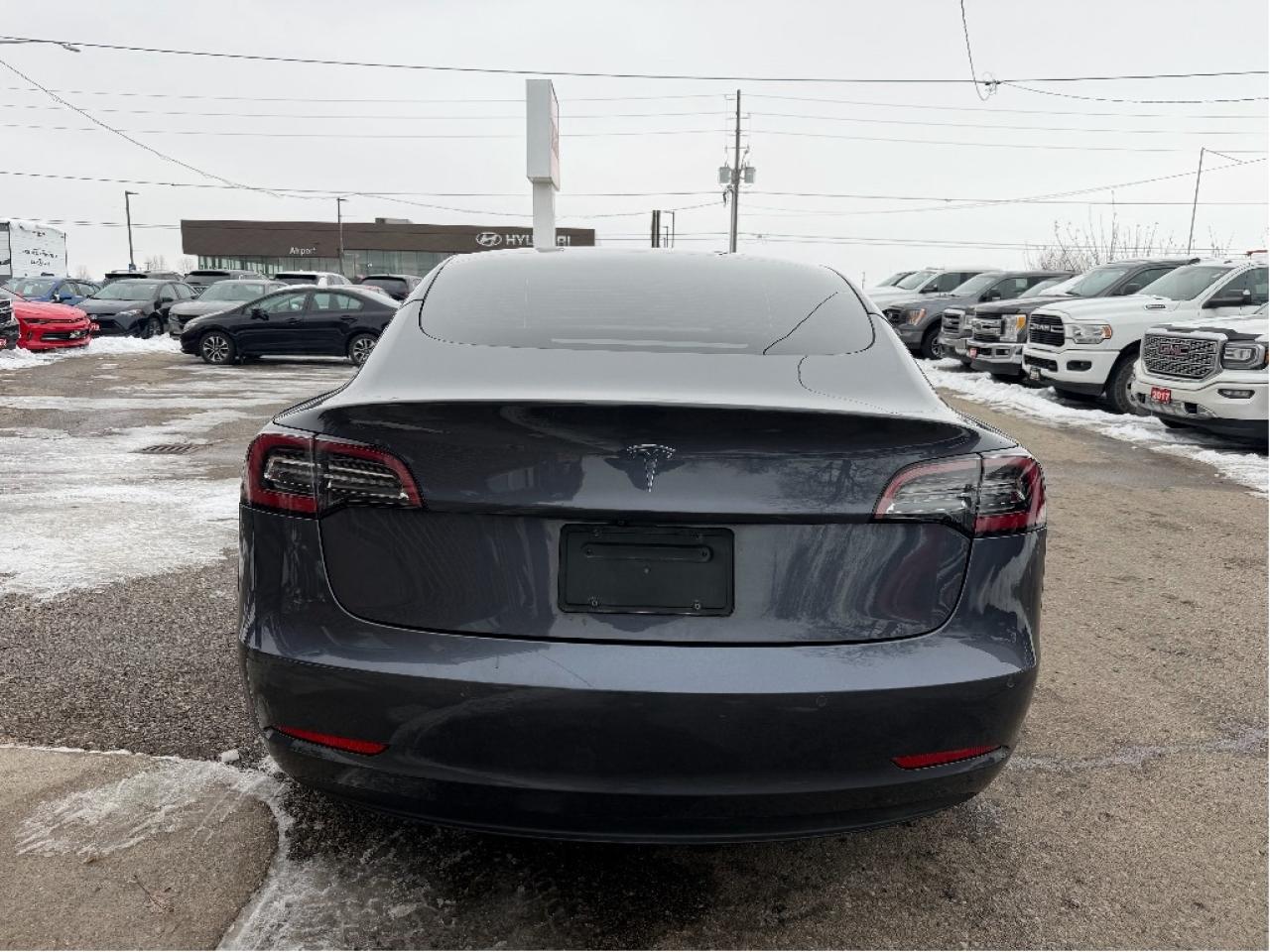 2021 Tesla Model 3 STANDARD RANGE PLUS Photo