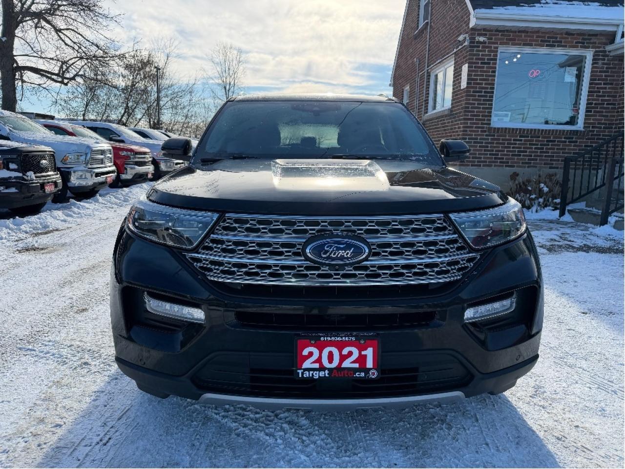 2021 Ford Explorer Limited Hybrid Photo