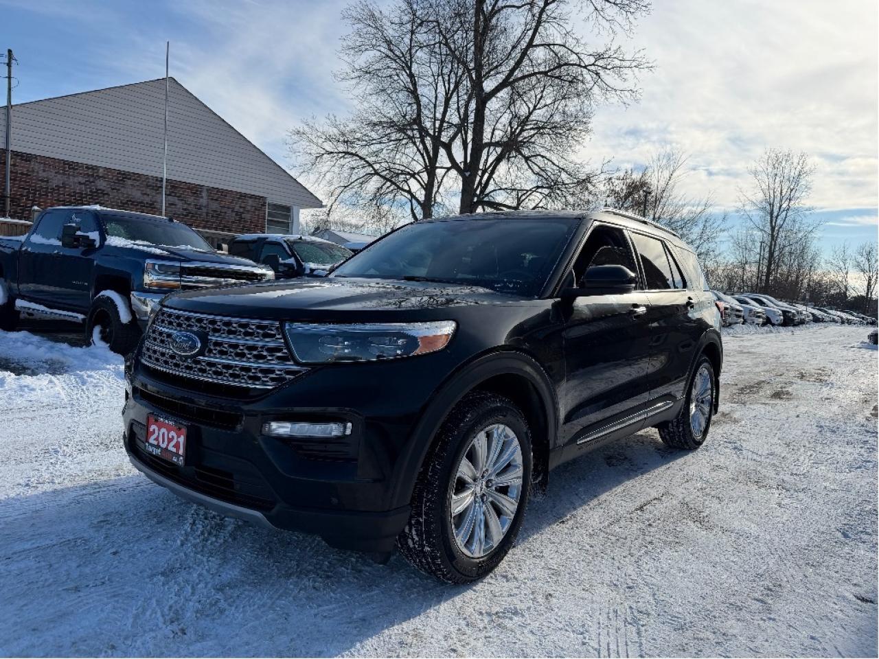 2021 Ford Explorer Limited Hybrid Photo