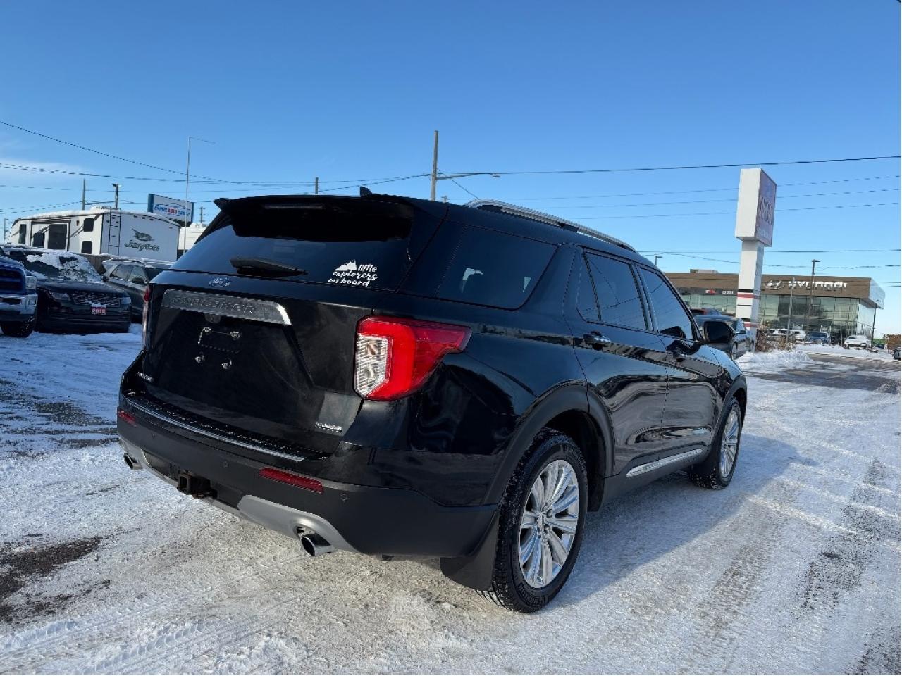 2021 Ford Explorer Limited Hybrid Photo