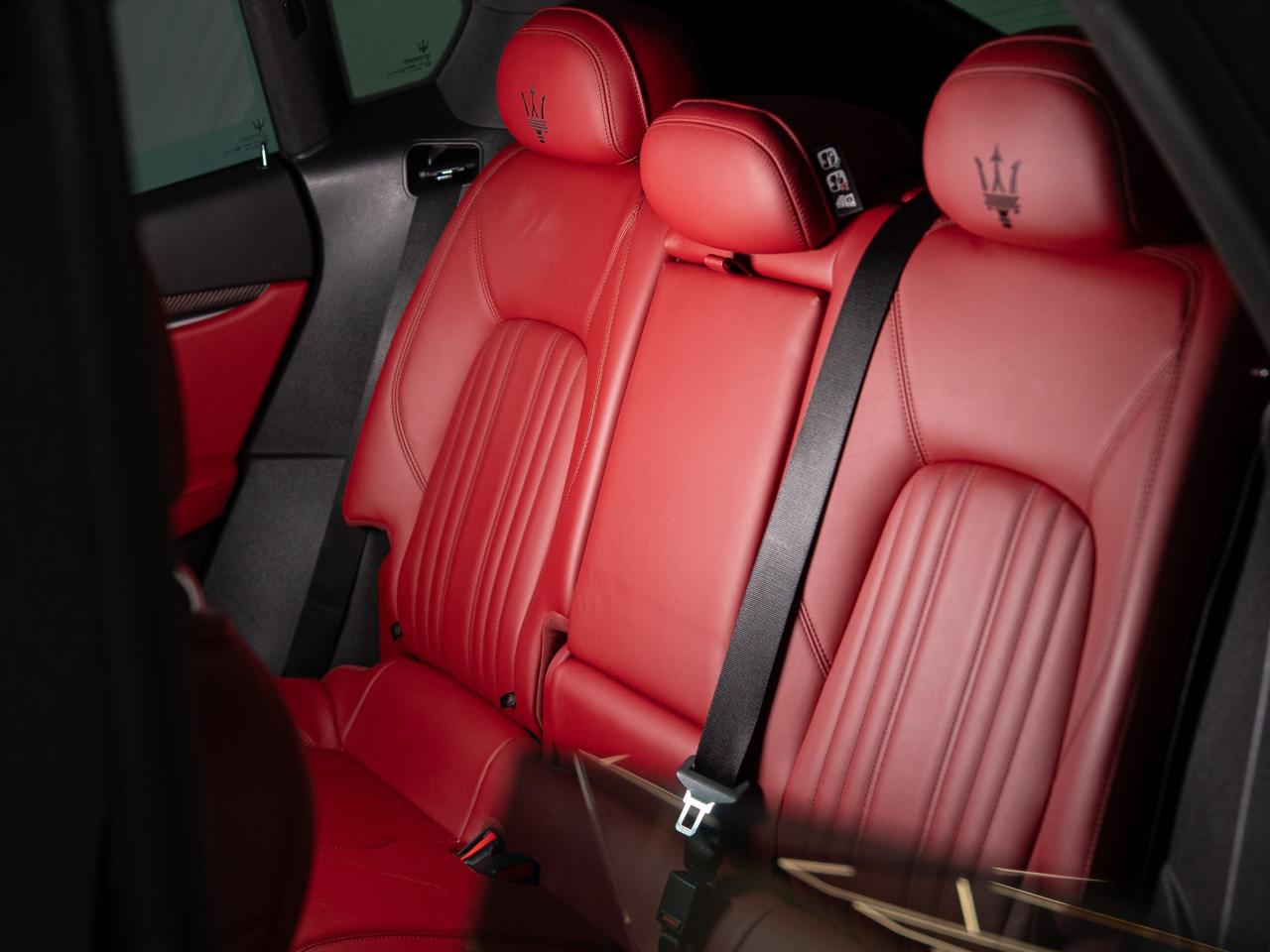 2017 Maserati Levante S | CARBON PKG | HARMAN KARDON | PANO Photo