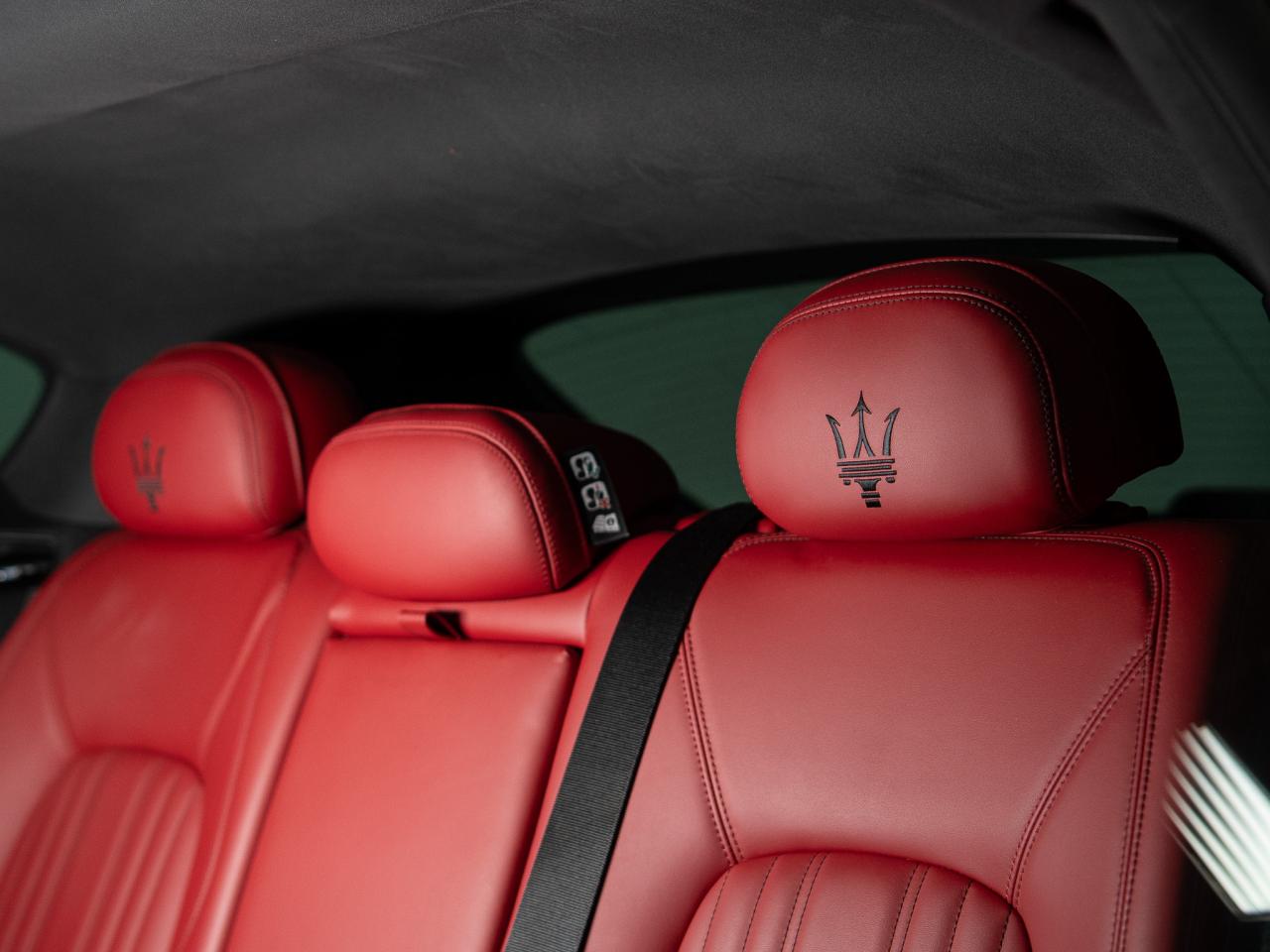 2017 Maserati Levante S | CARBON PKG | HARMAN KARDON | PANO Photo