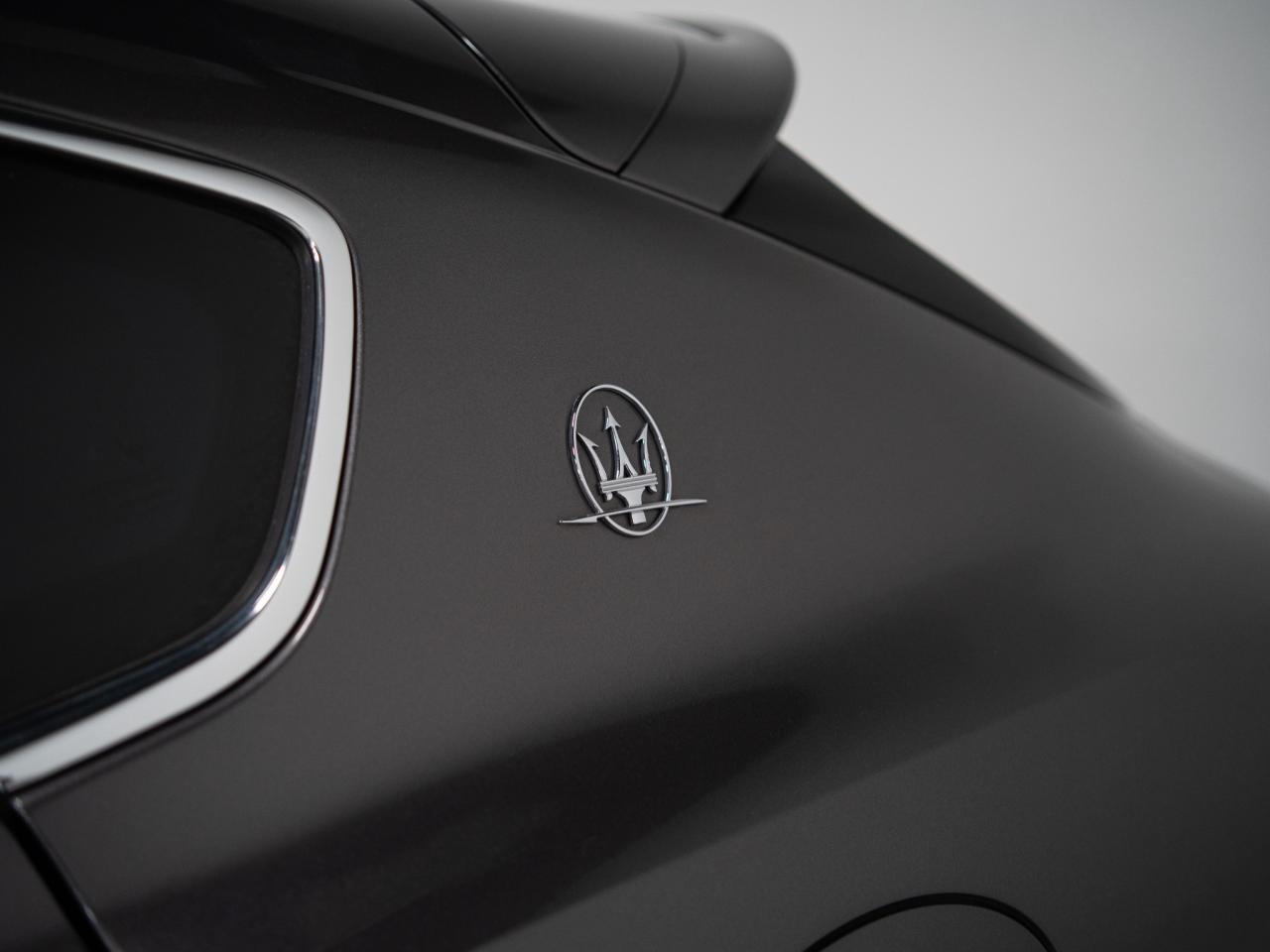 2017 Maserati Levante S | CARBON PKG | HARMAN KARDON | PANO Photo