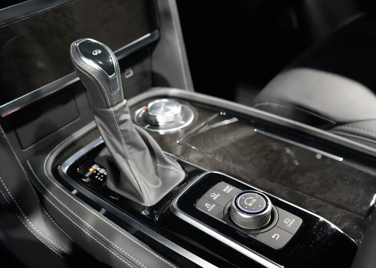 2024 Infiniti QX80 LUXE/7-PASS/ROOF/BOSE/360 CAM/DRIVE ASSIST/1OWNER Photo