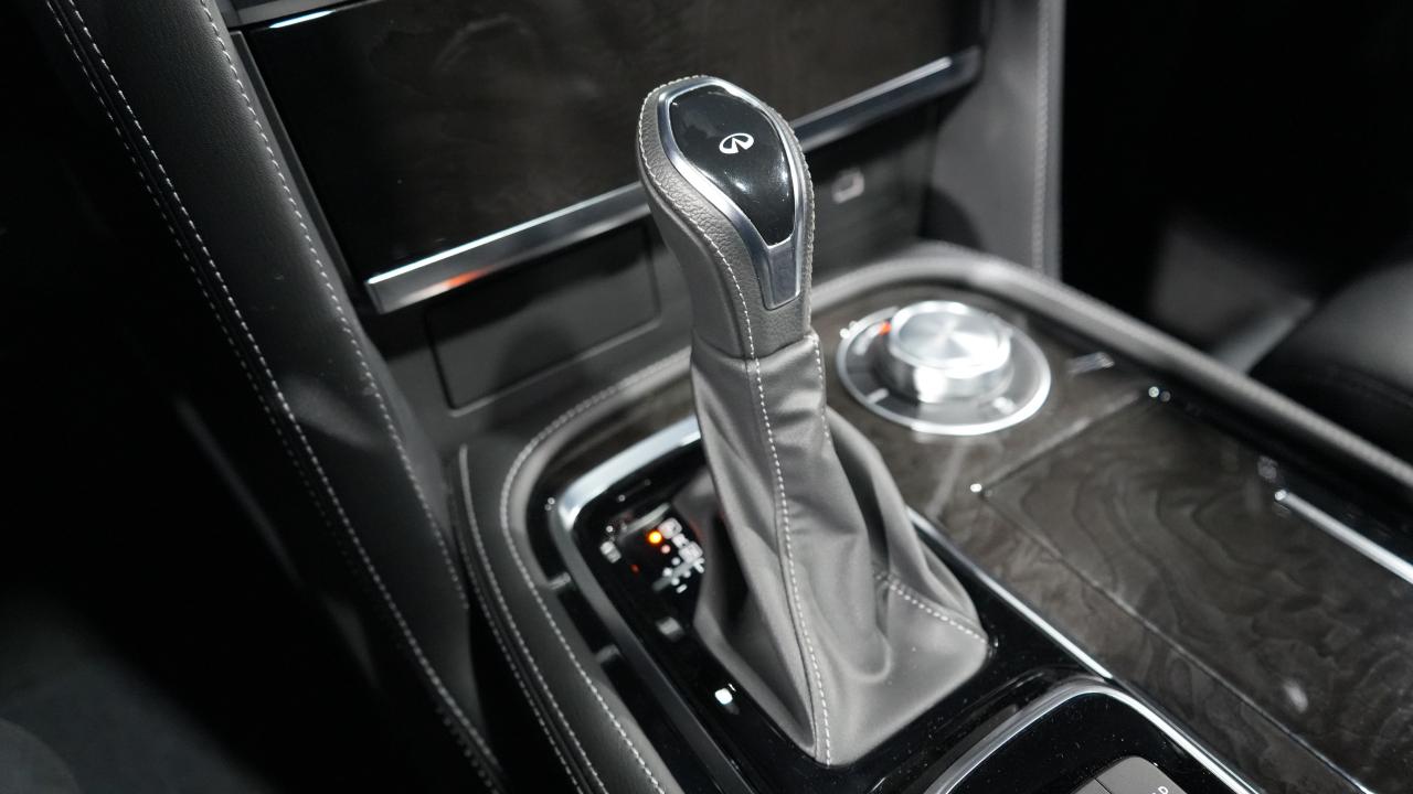 2024 Infiniti QX80 LUXE/7-PASS/ROOF/BOSE/360 CAM/DRIVE ASSIST/1OWNER Photo