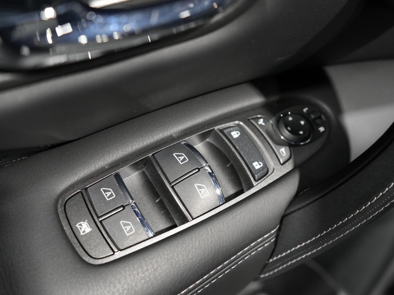 2024 Infiniti QX80 LUXE/7-PASS/ROOF/BOSE/360 CAM/DRIVE ASSIST/1OWNER Photo