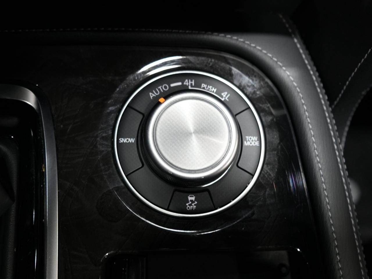 2024 Infiniti QX80 LUXE 7 PASS/ROOF/360 CAM/BOSE/REAR ENTERTAINMENT Photo