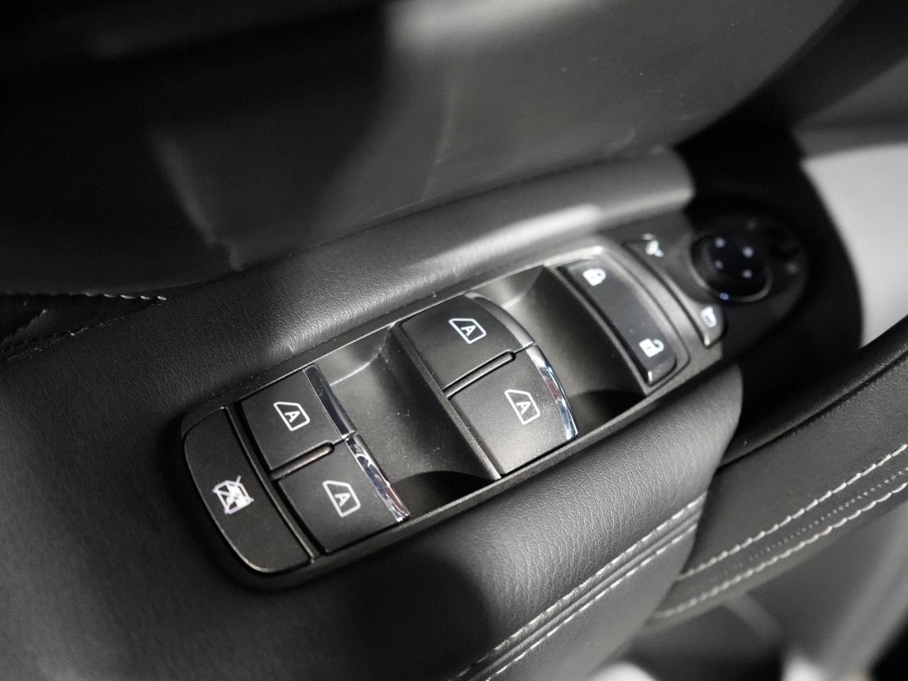 2024 Infiniti QX80 LUXE 7 PASS/ROOF/360 CAM/BOSE/REAR ENTERTAINMENT Photo