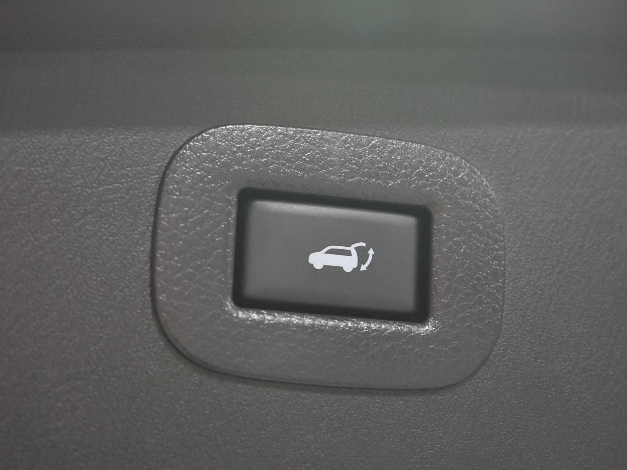 2024 Infiniti QX80 LUXE 7 PASS/ROOF/360 CAM/BOSE/REAR ENTERTAINMENT Photo