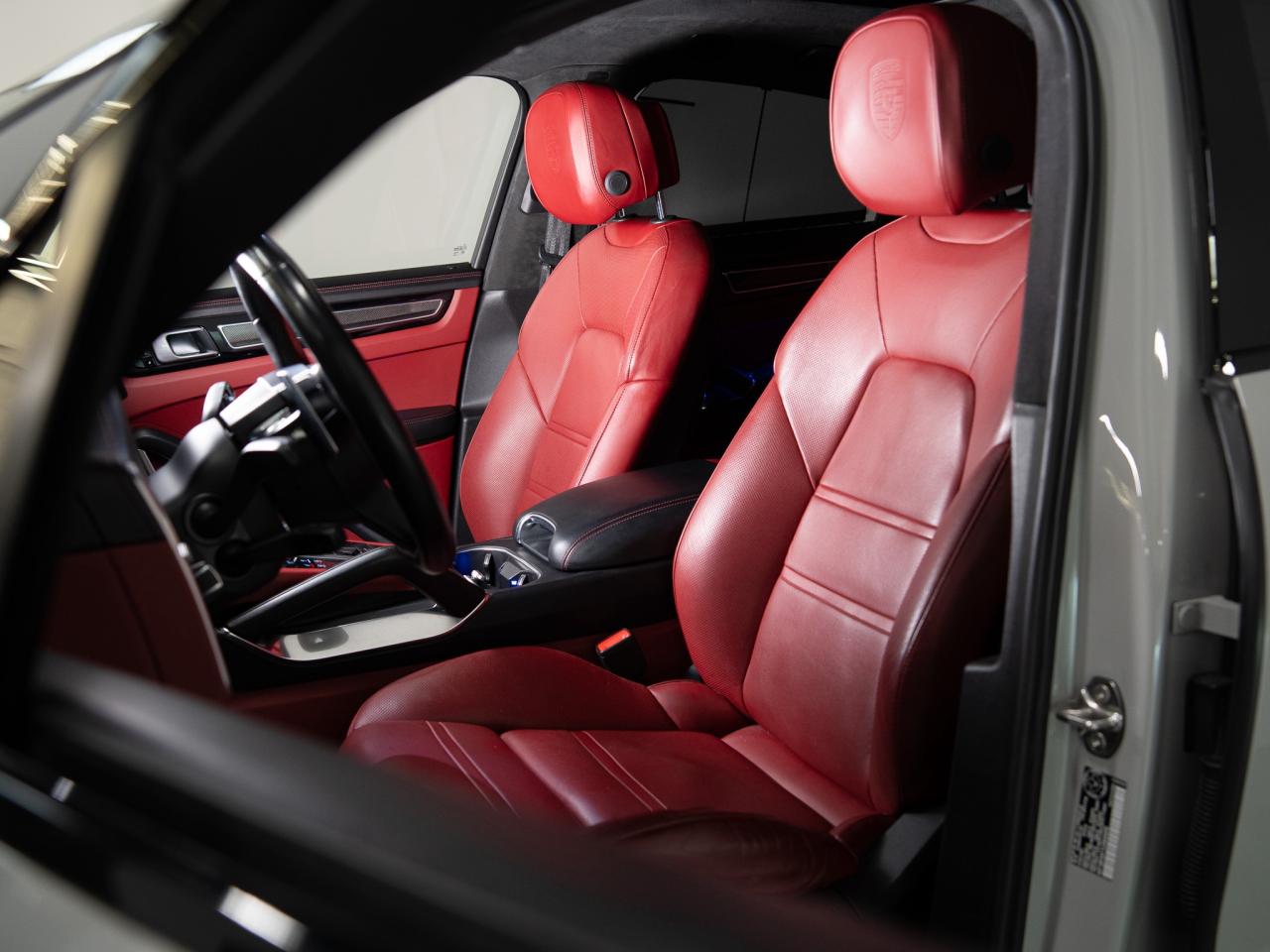 2020 Porsche Cayenne TURBO COUPE | PREMIUM PLUS PKG | 21 IN Photo