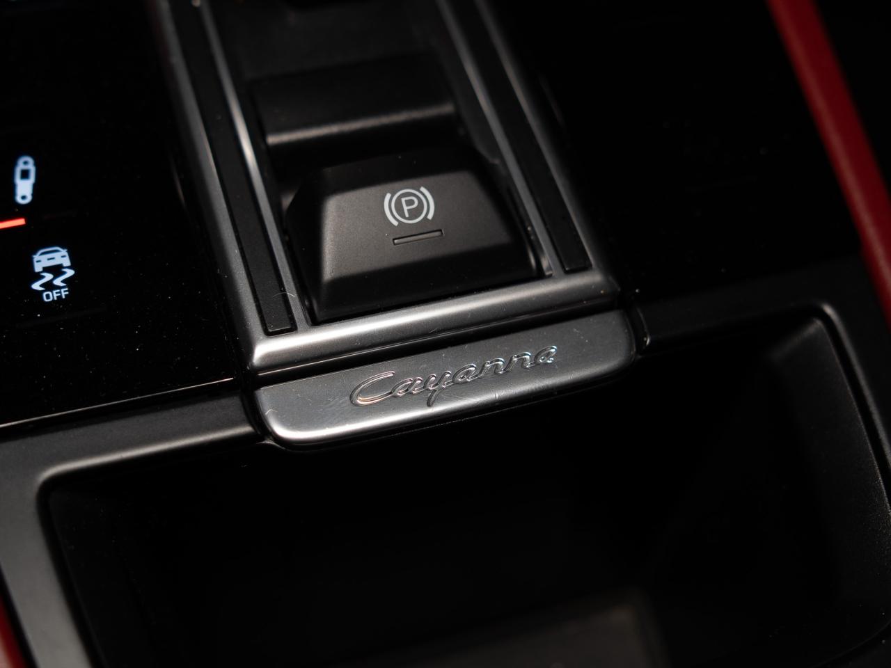 2020 Porsche Cayenne TURBO COUPE | PREMIUM PLUS PKG | 21 IN Photo