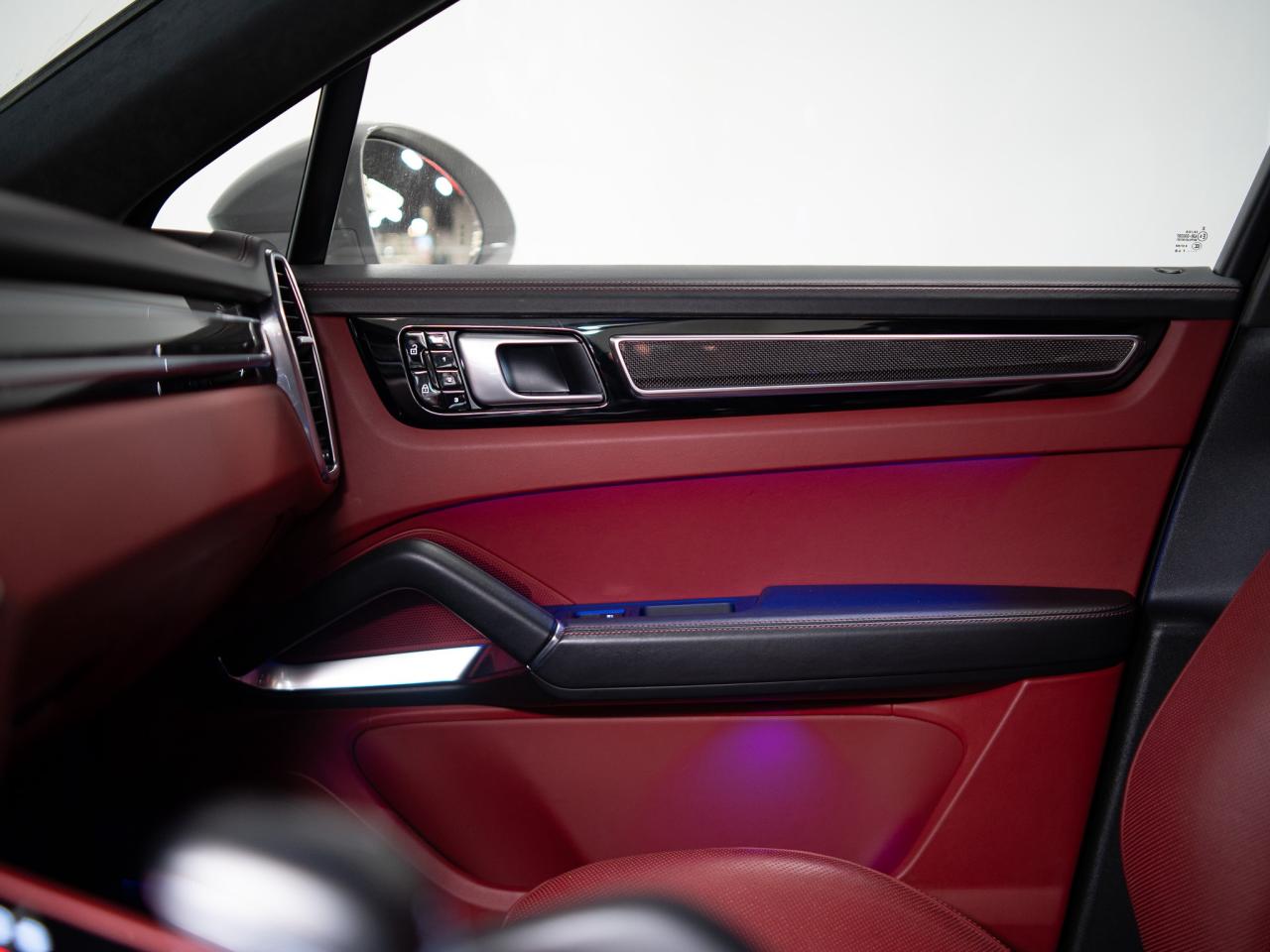 2020 Porsche Cayenne TURBO COUPE | PREMIUM PLUS PKG | 21 IN Photo