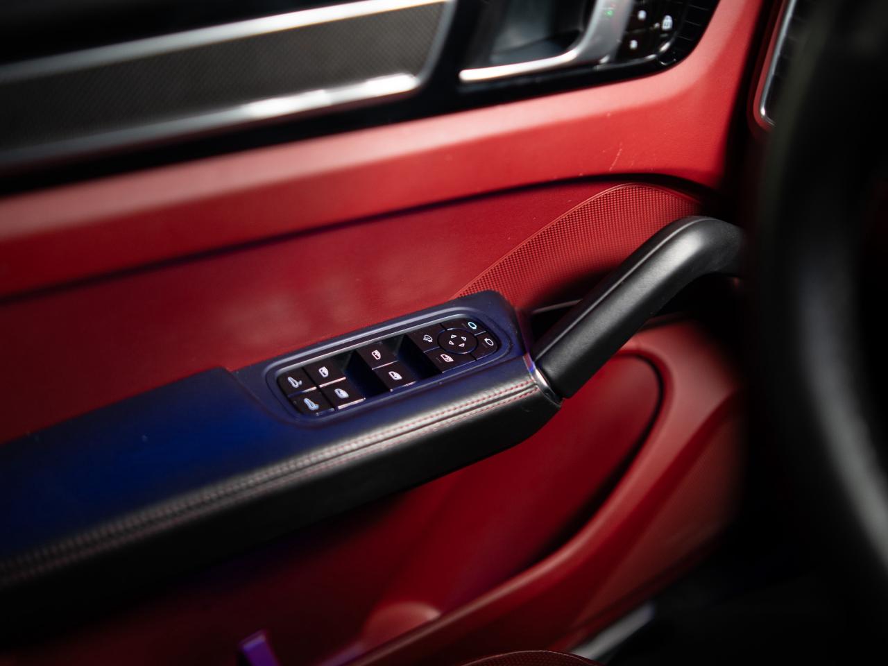 2020 Porsche Cayenne TURBO COUPE | PREMIUM PLUS PKG | 21 IN Photo