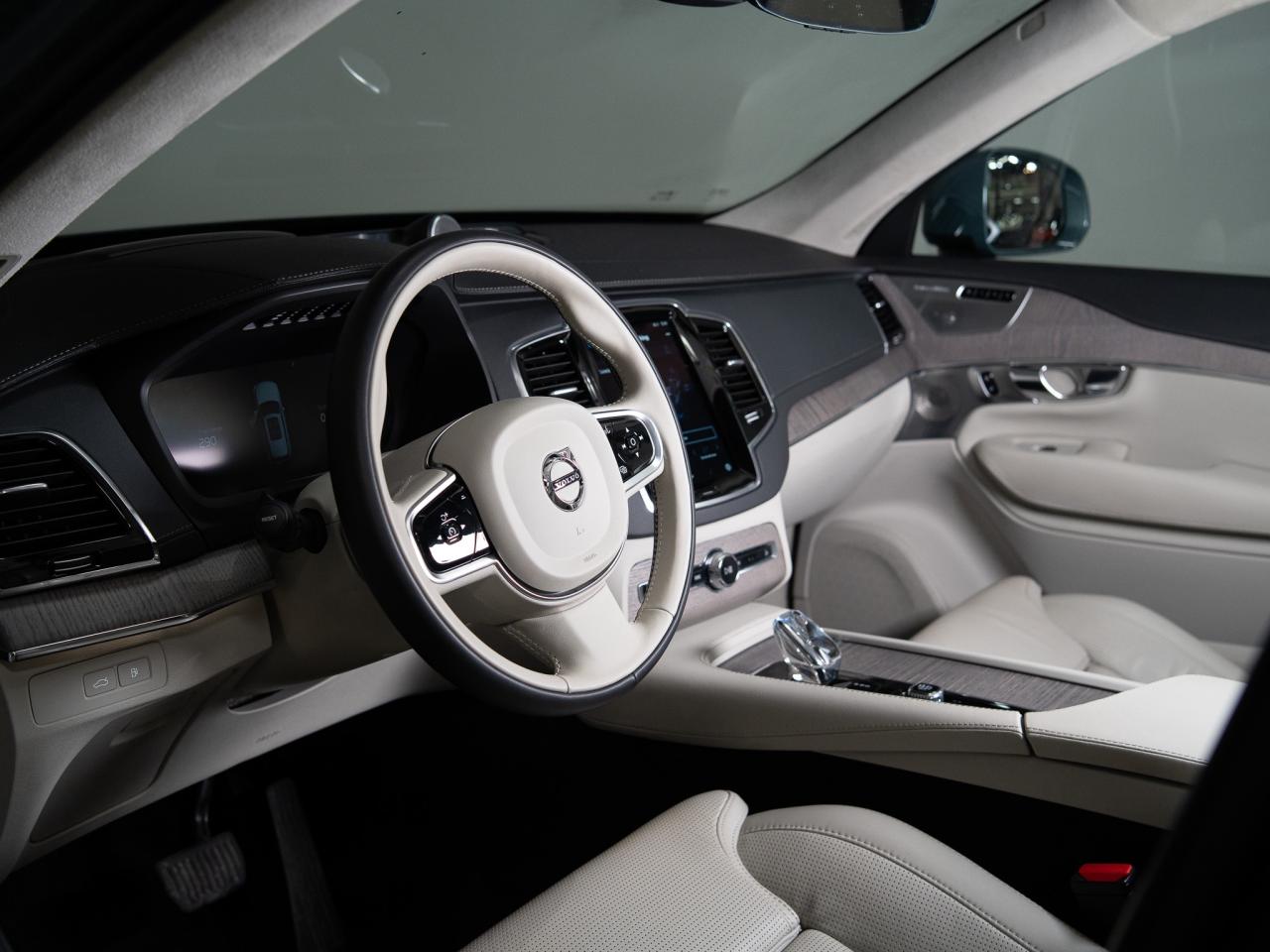 2023 Volvo XC90 Recharge T8 | RECHARGE | 7 PASS | 21 IN Photo