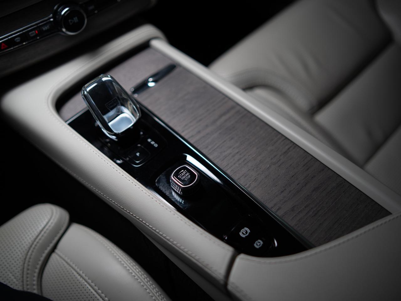 2023 Volvo XC90 Recharge T8 | RECHARGE | 7 PASS | 21 IN Photo