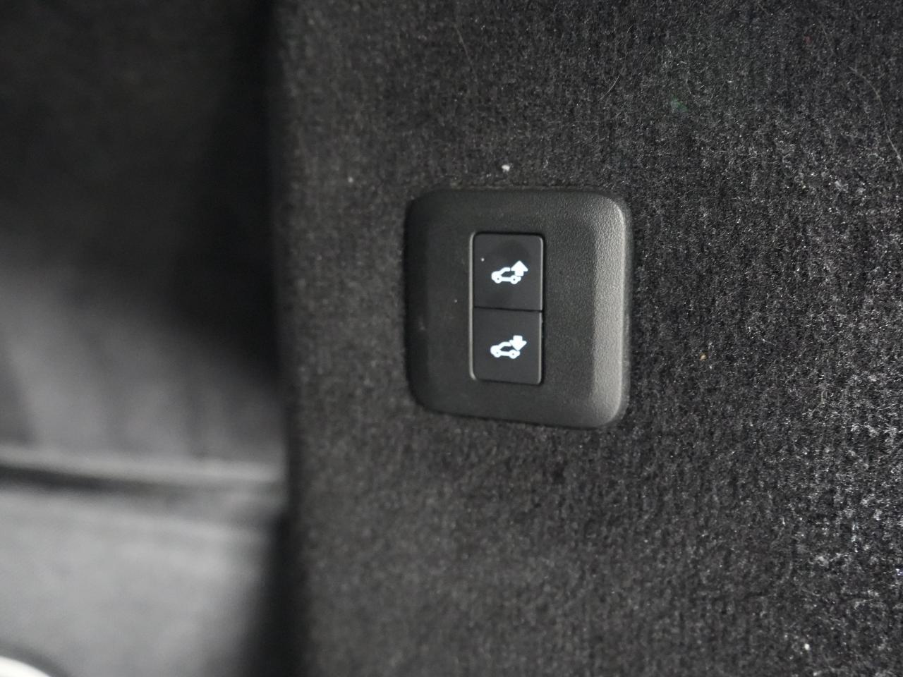 2022 Land Rover Range Rover Sport Supercharged SVR/PANO/360CAM/22 IN RIM/NO ACCIDENT Photo