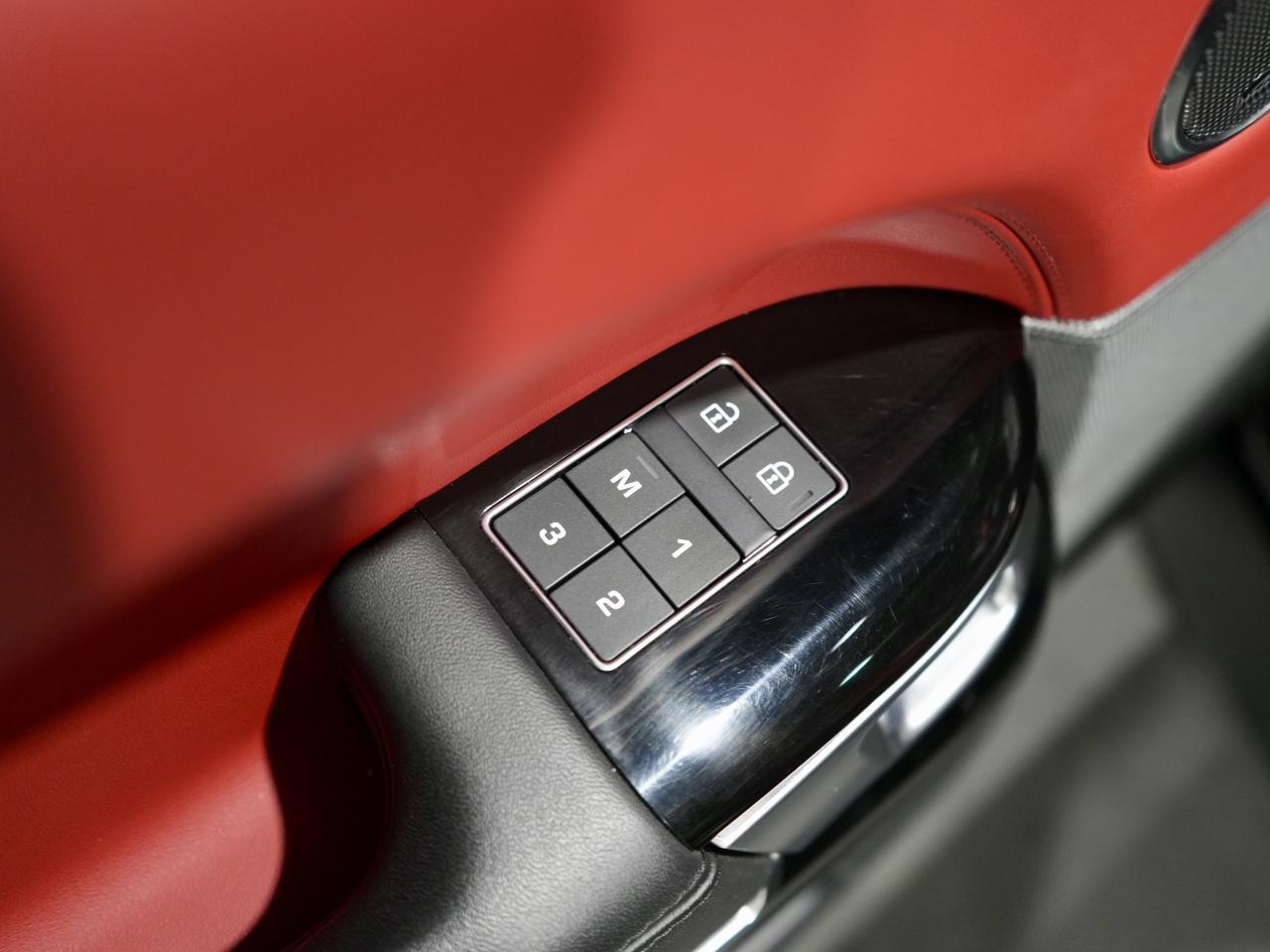 2022 Land Rover Range Rover Sport Supercharged SVR/PANO/360CAM/22 IN RIM/NO ACCIDENT Photo