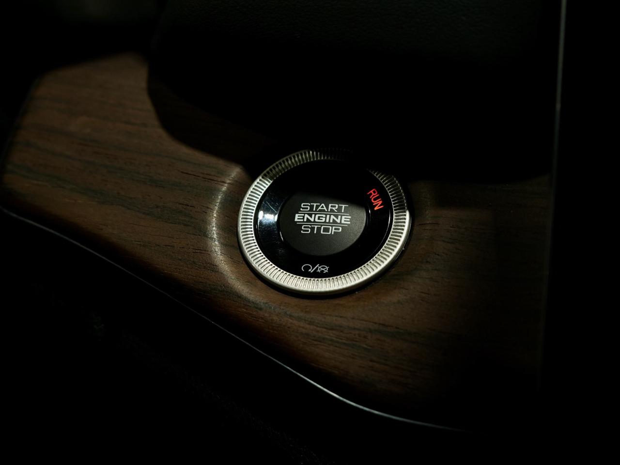 2023 Jeep Grand Cherokee 4xe Summit/PANO/HUD/360CAM/MASSAGE/NO ACCIDENT/1OWNER Photo