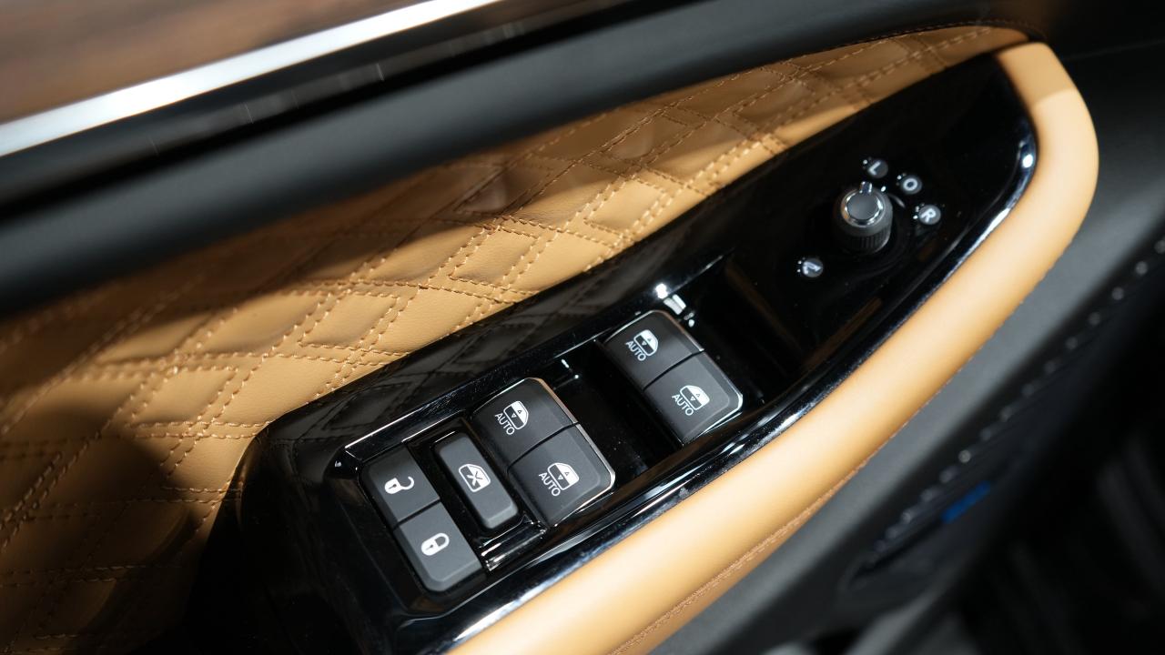 2023 Jeep Grand Cherokee 4xe Summit/PANO/HUD/360CAM/MASSAGE/NO ACCIDENT/1OWNER Photo