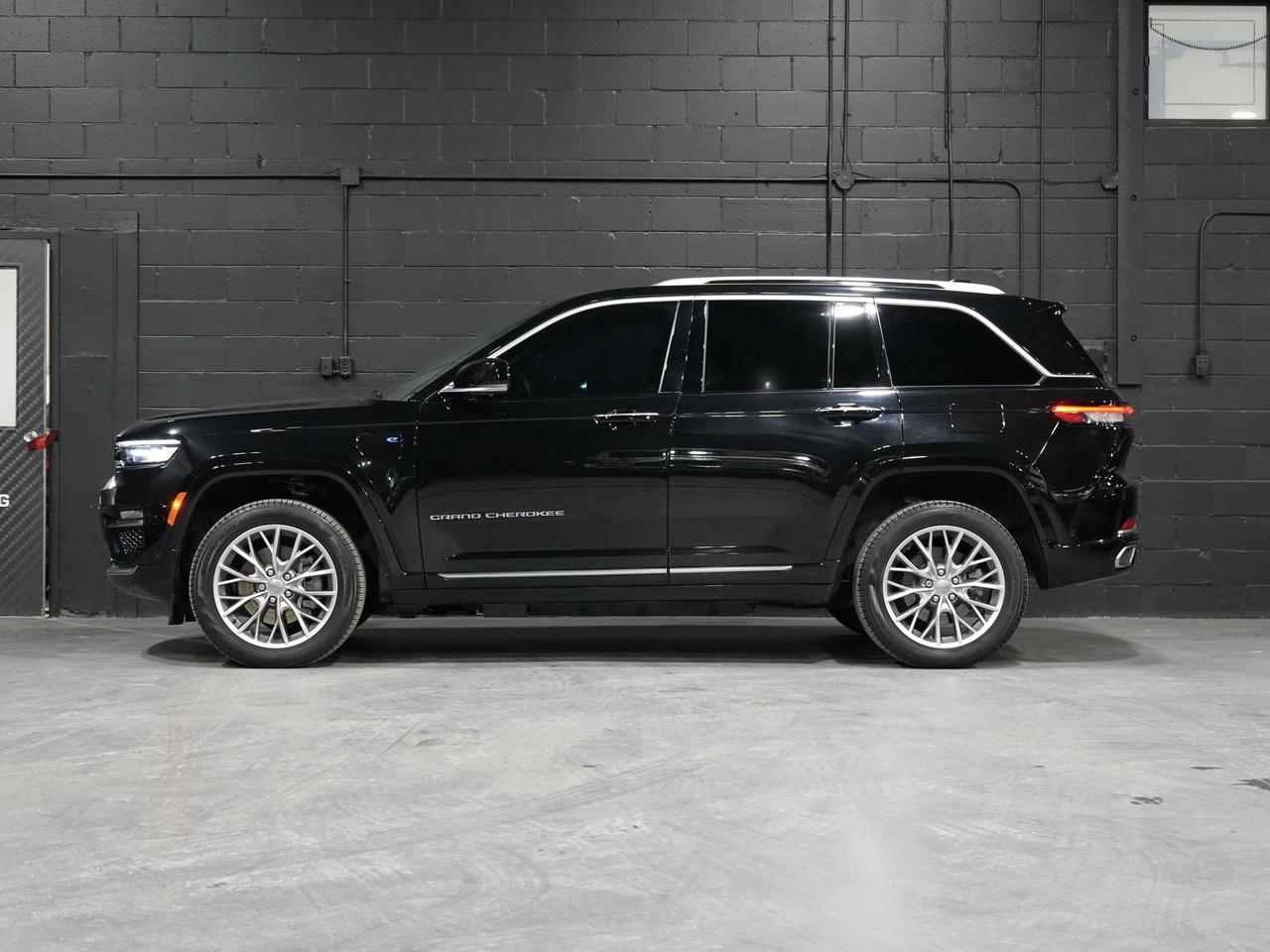 2023 Jeep Grand Cherokee 4xe Summit/PANO/HUD/360CAM/MASSAGE/NO ACCIDENT/1OWNER Photo