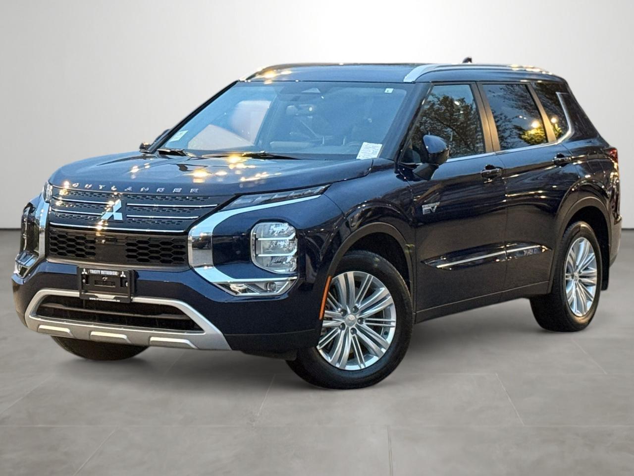 Used 2025 Mitsubishi Outlander Phev LE - One Owner, Navigation, Heated Steering Wheel for sale in Coquitlam, BC