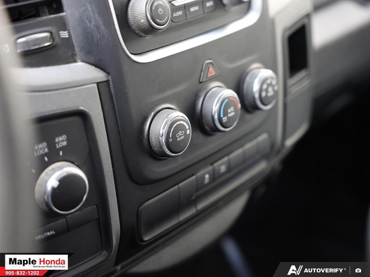 2015 RAM 1500  Photo