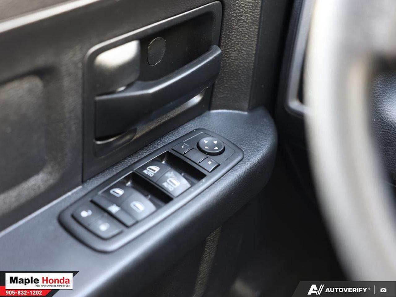 2015 RAM 1500  Photo