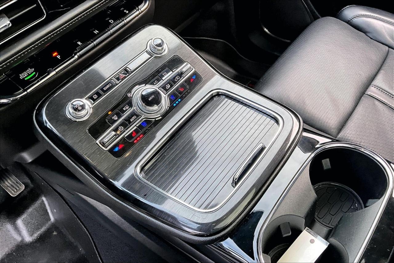 2023 Lincoln Nautilus Reserve | 201A | Vented Leather | Panoroof | AWD Photo