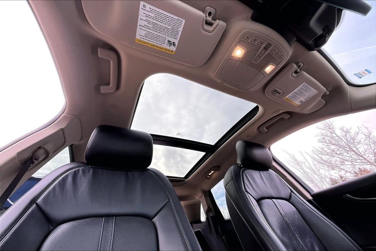 2023 Lincoln Nautilus Reserve | 201A | Vented Leather | Panoroof | AWD Photo