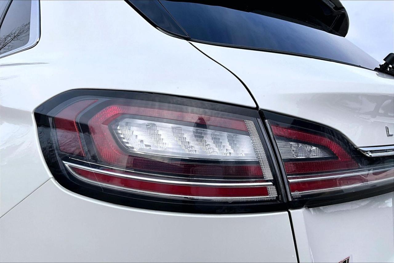 2023 Lincoln Nautilus Reserve | 201A | Vented Leather | Panoroof | AWD Photo