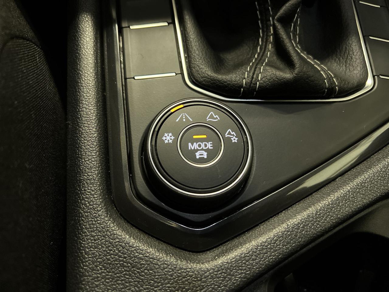 2024 Volkswagen Tiguan AWD | HTD SEATS | CARPLAY | ALLOYS | BLIND SPOT Photo