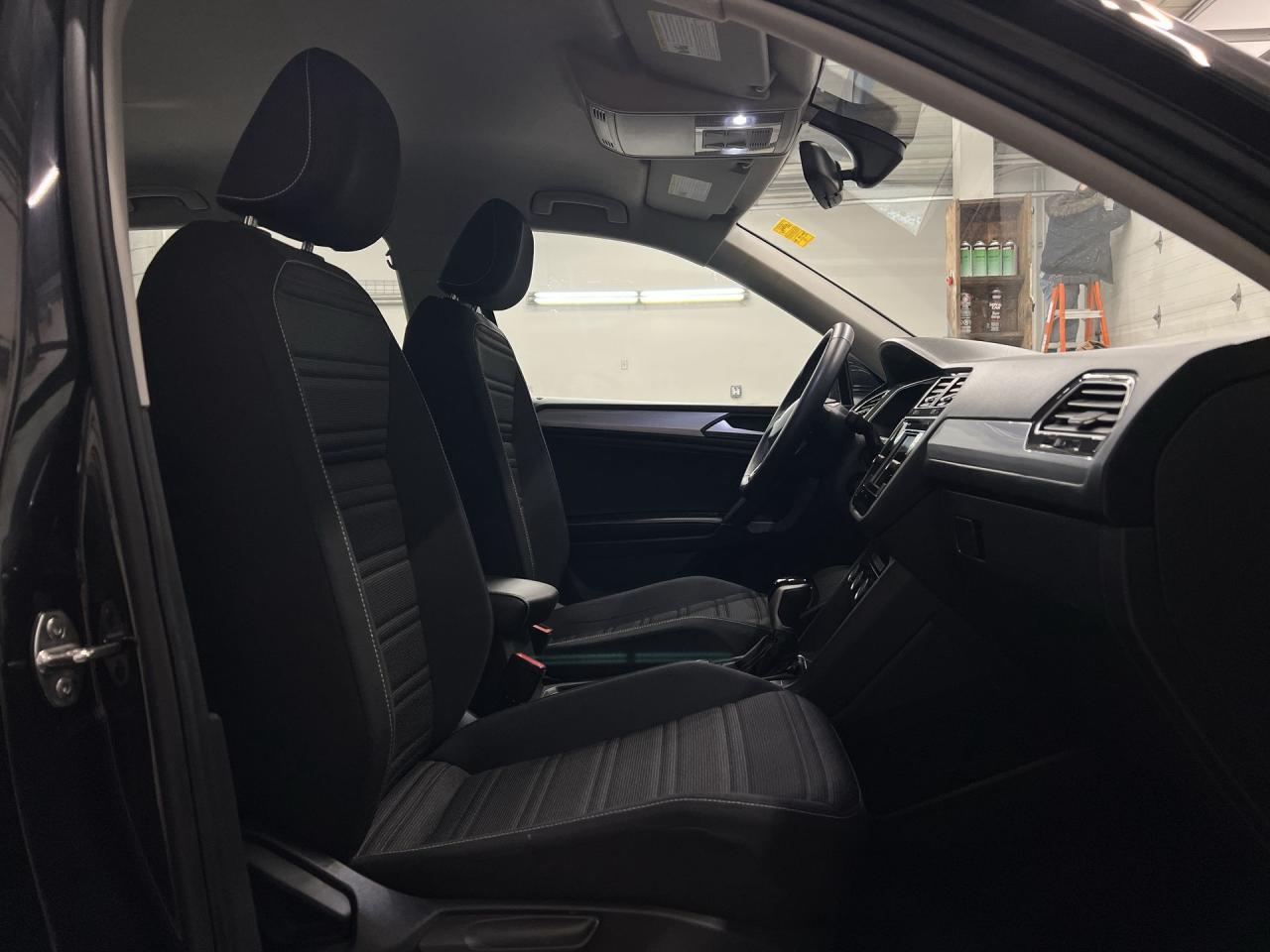 2024 Volkswagen Tiguan AWD | HTD SEATS | CARPLAY | ALLOYS | BLIND SPOT Photo