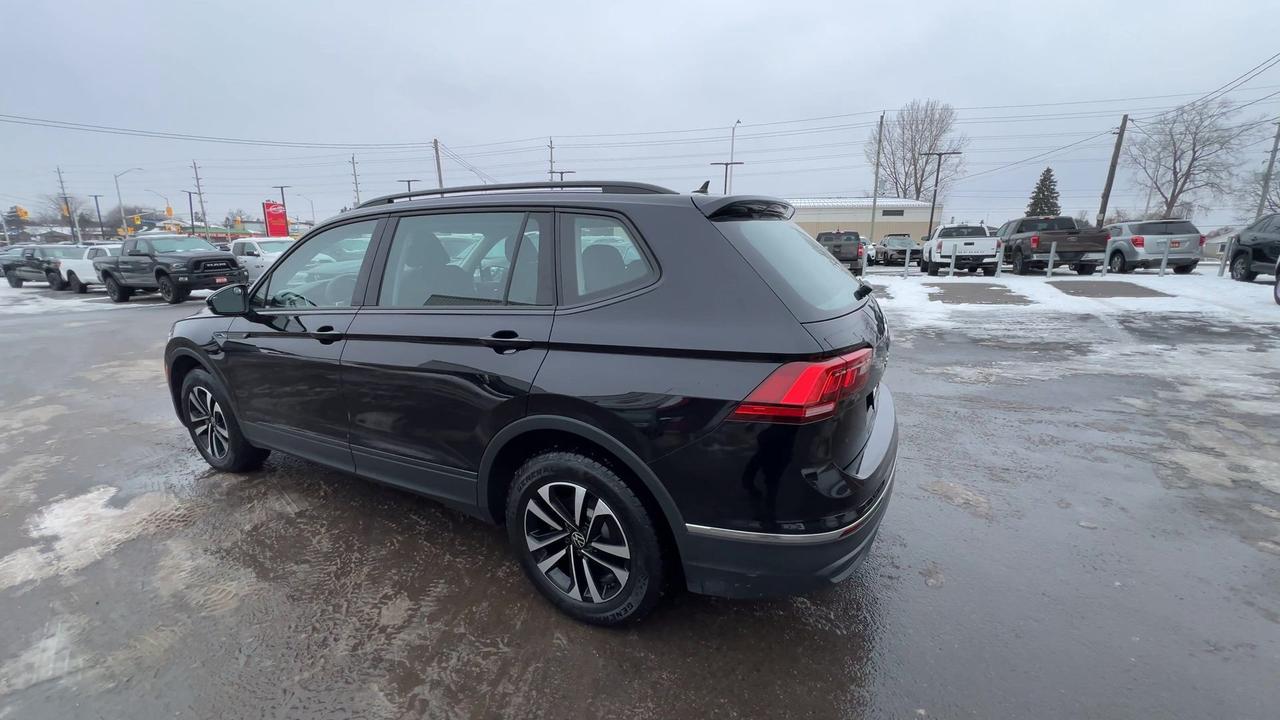 2024 Volkswagen Tiguan AWD | HTD SEATS | CARPLAY | ALLOYS | BLIND SPOT Photo