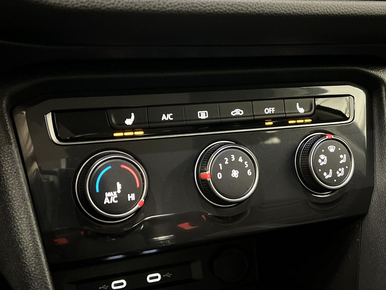 2024 Volkswagen Tiguan AWD | HTD SEATS | CARPLAY | ALLOYS | BLIND SPOT Photo