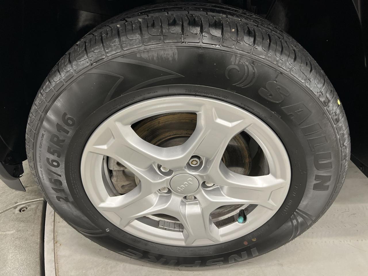 2022 Jeep Compass 4X4 | HTD SEATS | CARPLAY | ALLOYS | BLUETOOTH Photo