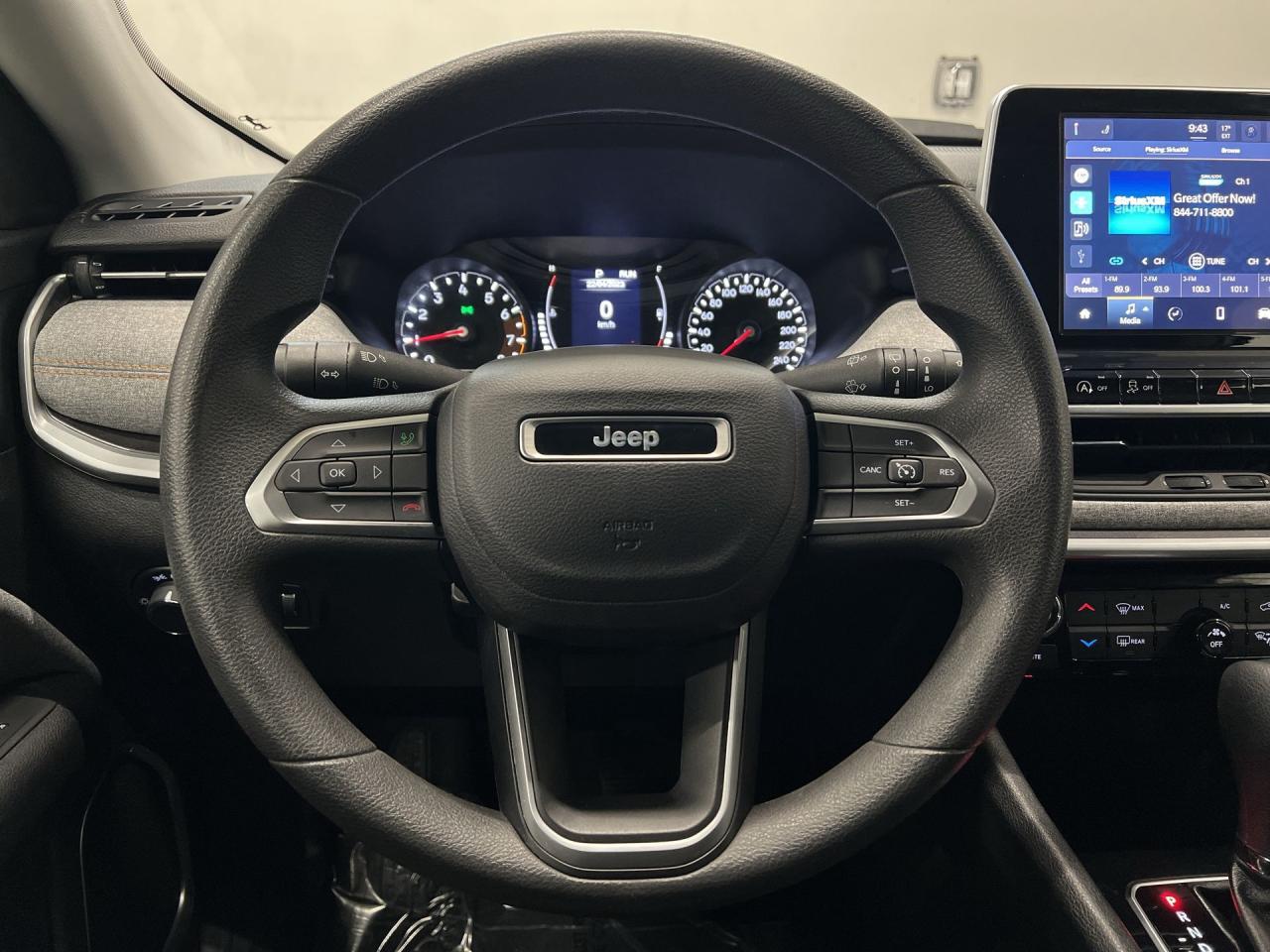 2022 Jeep Compass 4X4 | HTD SEATS | CARPLAY | ALLOYS | BLUETOOTH Photo