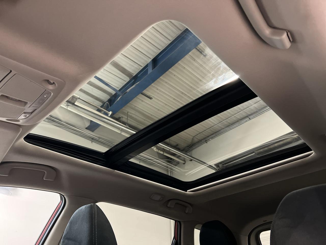 2015 Nissan Rogue SV AWD | PANO ROOF | HTD SEATS | REAR CAM | A/C Photo