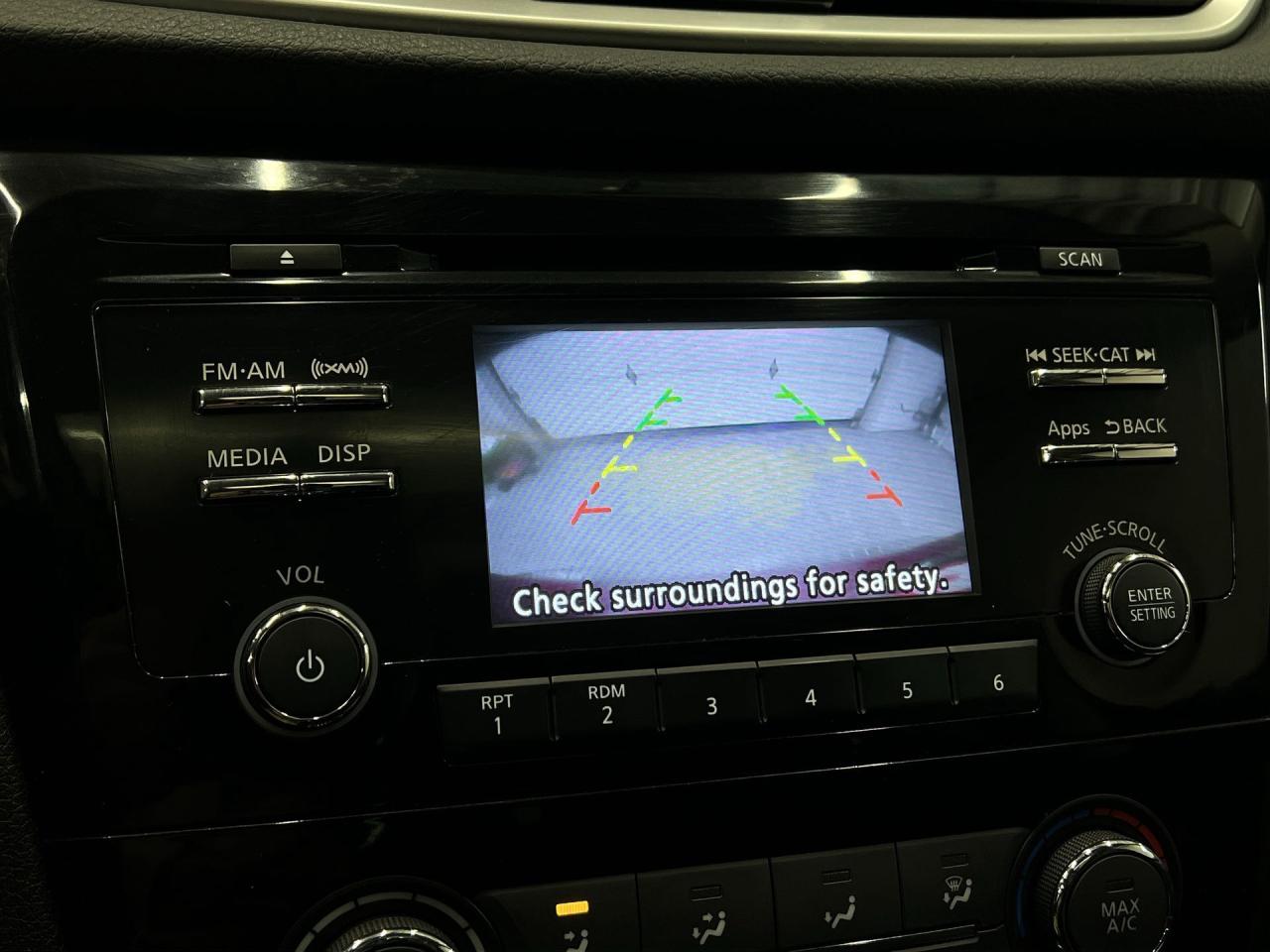 2015 Nissan Rogue SV AWD | PANO ROOF | HTD SEATS | REAR CAM | A/C Photo