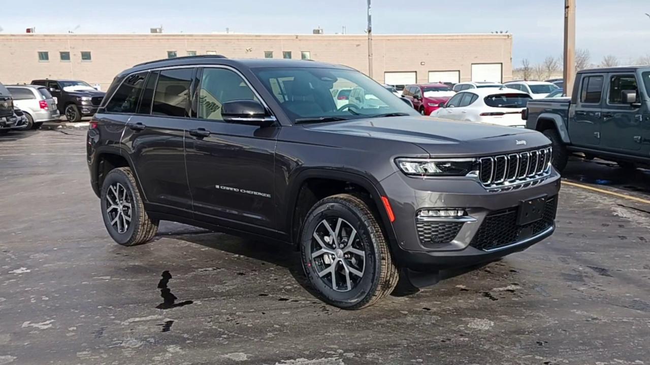2025 Jeep Grand Cherokee LIMITED 4X4 Photo