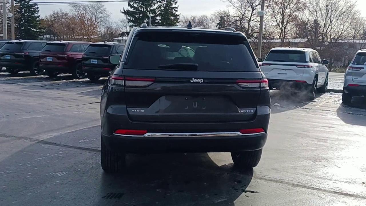 2025 Jeep Grand Cherokee LIMITED 4X4 Photo