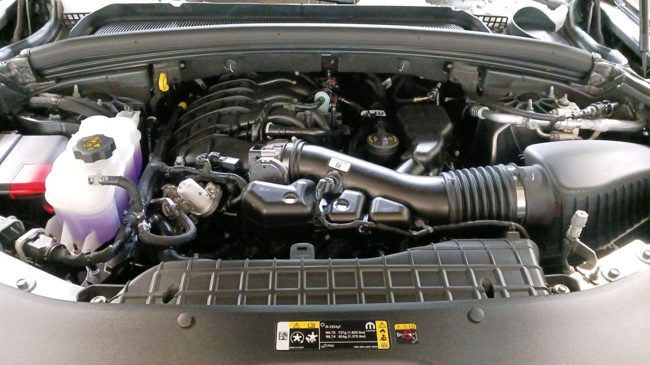 2025 Jeep Grand Cherokee LIMITED 4X4 Photo