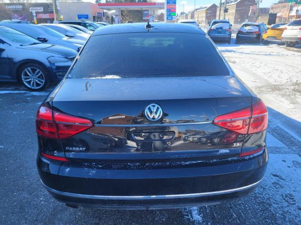 2016 Volkswagen Passat HIGHLINE Photo5